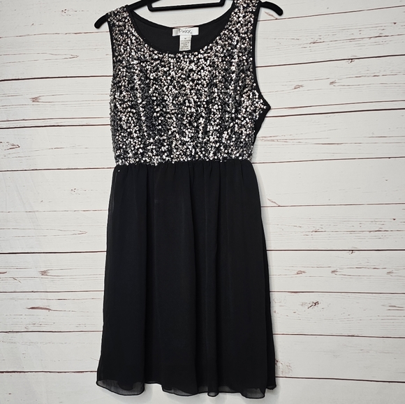 Pinky Dresses & Skirts - Pinky Black and Silver Sequin Dress
